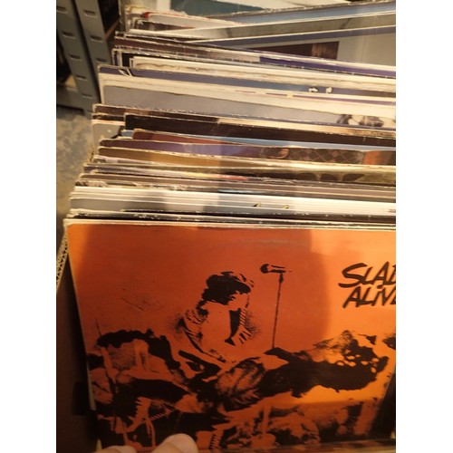 352 - Box of mixed 1970-80s LP records. This lot is not available for in-house P&P.