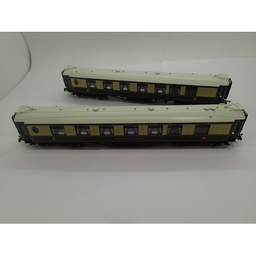 917 - 2x Hornby Pullman Coaches with Lights - To Include: R4421 Octavia, R4423 Aurelia - Both Boxed. P&P G... 