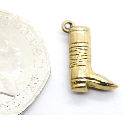 1610 - 1970s 9ct gold boot charm. P&P Group 1 (£14+VAT for the first lot and £1+VAT for subsequent lots)
