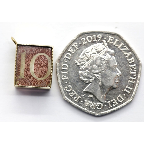 1638 - Ladies 9ct gold 10 shilling note charm. P&P Group 1 (£14+VAT for the first lot and £1+VAT for subseq... 