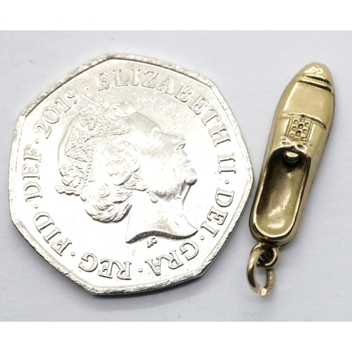 1642 - Vintage 1970s 9ct gold shoe charm. P&P Group 1 (£14+VAT for the first lot and £1+VAT for subsequent ... 