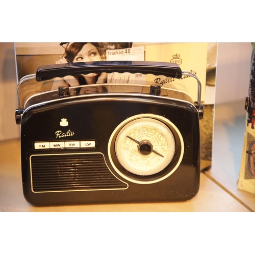 123 - Boxed black GPO Rydell four band radio (FM/MW/SW/LW) powered by mains and batteries. P&P Group 2 (£1... 