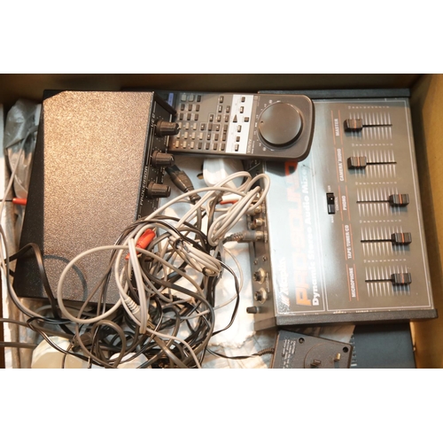 140 - Boxed SLV-373UB video recorder and a Maplin audio mixer. P&P Group 3 (£25+VAT for the first lot and ... 