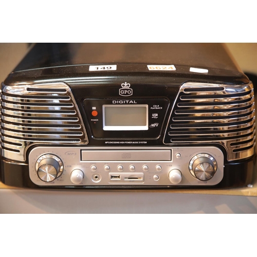 149 - Black GPO retro Memphis music centre - 3 speed turntable 33/45/78 MP3/USB player, FM radio with manu... 