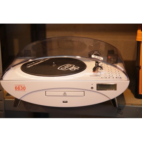 236 - White GPO Jive music centre - 3 speed turntable; CD/MP3/USB player; FM radio and remote control. Thi... 
