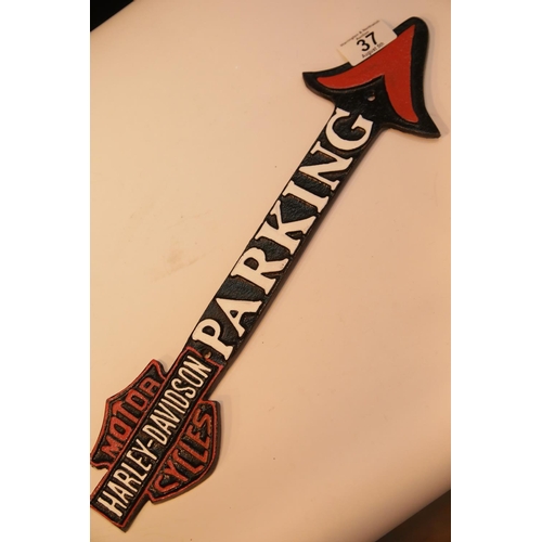 37 - Cast iron Harley Davidson Parking sign, 40 x 11 cm. P&P Group 2 (£18+VAT for the first lot and £2+VA... 