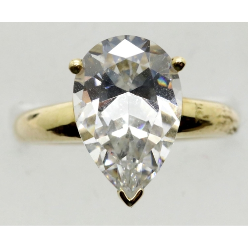 1141 - 14ct gold pear shape solitaire ring, size S, 5.1g. P&P Group 1 (£14+VAT for the first lot and £1+VAT... 