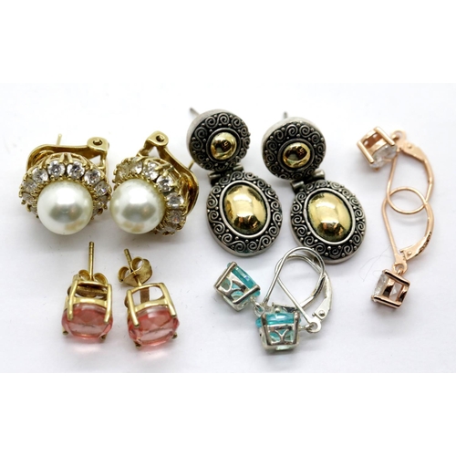 1138 - Five pairs of silver earrings, most stone set. P&P Group 1 (£14+VAT for the first lot and £1+VAT for... 