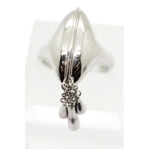 1181 - Sterling silver ring with decorative drop. P&P Group 1 (£14+VAT for the first lot and £1+VAT for sub... 