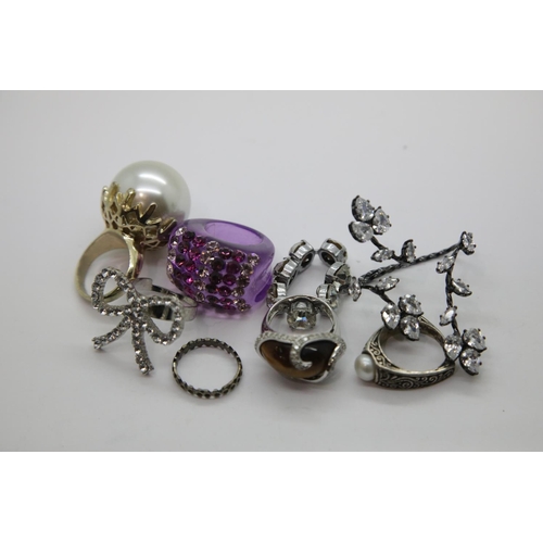 1295 - Mixed costume jewellery rings.  P&P Group 1 (£14+VAT for the first lot and £1+VAT for subsequent lot... 