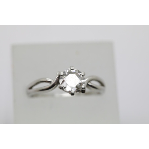 1300 - 950 platinum wedding set with approx 0.5 ct diamond. Size P. 7.6g.  P&P Group 1 (£14+VAT for the fir... 