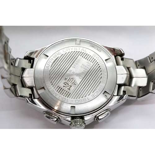 1162 - Gents Tag Heuer link Calibre S chronograph in box with quartz movement, model no CAT 7010, stainless... 