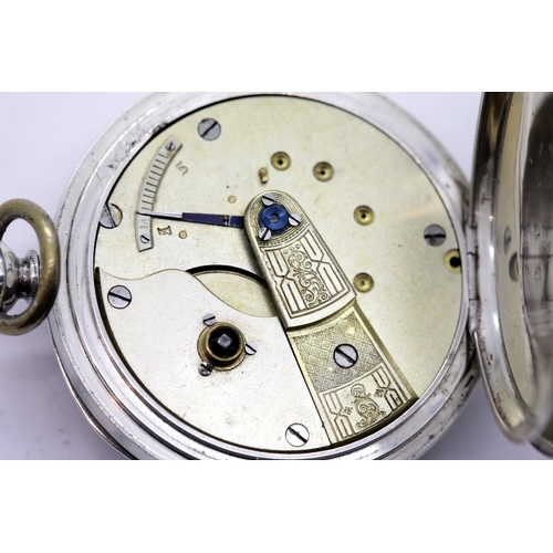 1159 - 935 silver pocket watch. P&P Group 1 (£14+VAT for the first lot and £1+VAT for subsequent lots)