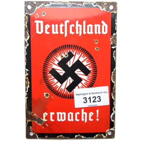 3123 - German Third Reich type enamelled metal plaque, 15 x 10 cm. P&P Group 1 (£14+VAT for the first lot a... 