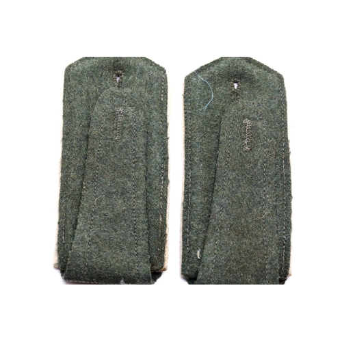 3104 - Pair of German Imperial WWI type epaulettes. P&P Group 1 (£14+VAT for the first lot and £1+VAT for s... 