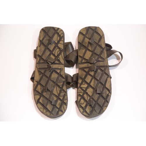 3065 - Vietnam War Era Vietcong “Ho Chi Minh” Tyre Sandals. Made from truck tyres. P&P Group 2 (£18+VAT for... 