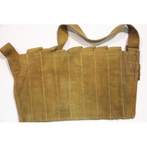 3156 - Sten gun seven - magazine canvas bandolier. P&P Group 2 (£18+VAT for the first lot and £3+VAT for su... 