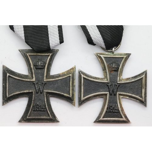 3473 - Two German Imperial WWI type Iron Crosses. P&P Group 1 (£14+VAT for the first lot and £1+VAT for sub... 