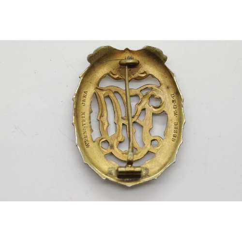 3300 - German Third Reich type gold grade Sports badge, marked DRGM 35269, Wernstein Jena verso. P&P Group ... 