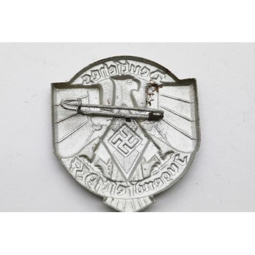 3429 - German Third Reich 'tinnie' day badge. P&P Group 1 (£14+VAT for the first lot and £1+VAT for subsequ... 