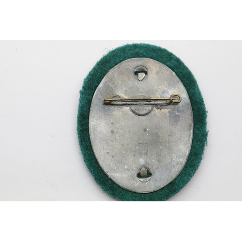 3312 - German WWII type Auxiliary Police badge numbered 302, marked Ges Gesch, also appearing to be marked ... 