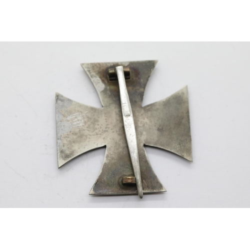 3320 - German WWII type Iron Cross 1st Class, pin back stamped L59 verso. P&P Group 1 (£14+VAT for the firs... 