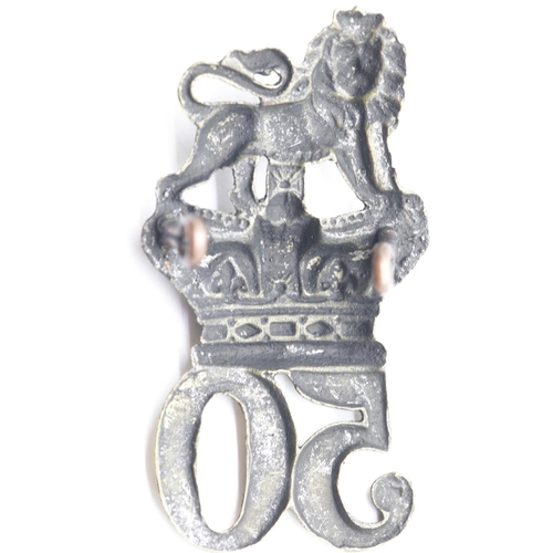 3332 - British Victorian type Glengarry badge for 50th Kent Regiment. P&P Group 1 (£14+VAT for the first lo... 