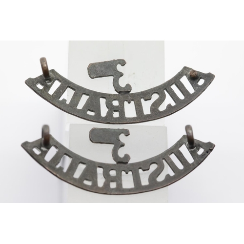 3387 - Australian WWI type Imperial Force shoulder titles (one having broken lug). P&P Group 1 (£14+VAT for... 