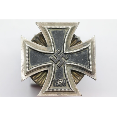 3455 - German WWII type screw back Iron Cross 1st Class. P&P Group 1 (£14+VAT for the first lot and £1+VAT ... 