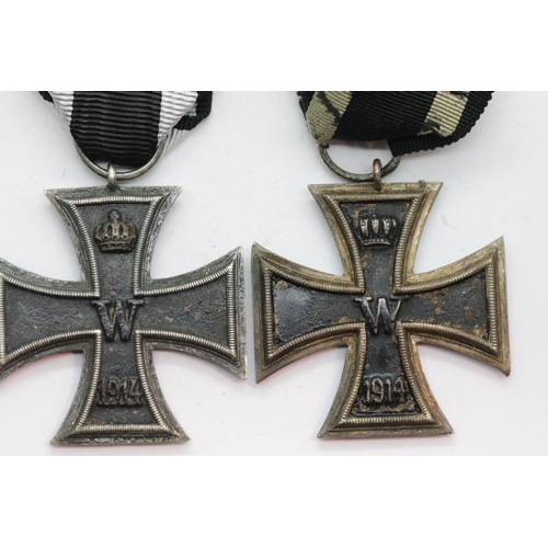 3475 - Two German Imperial WWI type Iron Crosses. P&P Group 1 (£14+VAT for the first lot and £1+VAT for sub... 