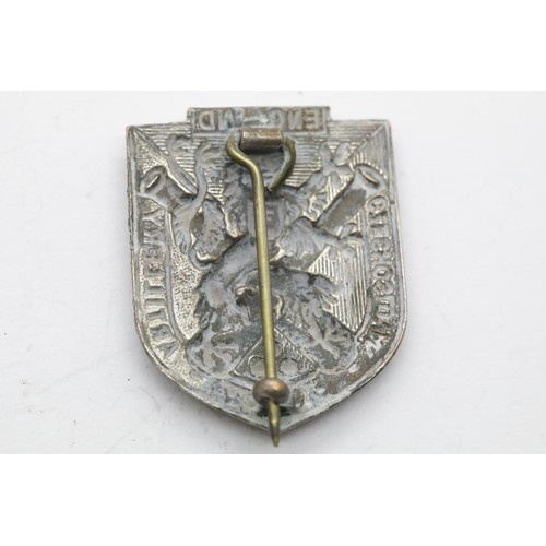 3324 - Czech WWII type Artillery in England Lapel Badge, worn by the Czech troops when in Civilian attire. ... 