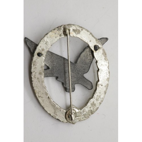 3343 - German WWII type Luftwaffe Air Gunner's badge. P&P Group 1 (£14+VAT for the first lot and £1+VAT for... 