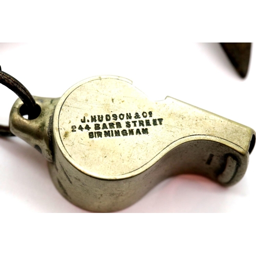 1093 - Antique 1924 military ACME thunderer whistle with crows foot. P&P Group 1 (£14+VAT for the first lot... 