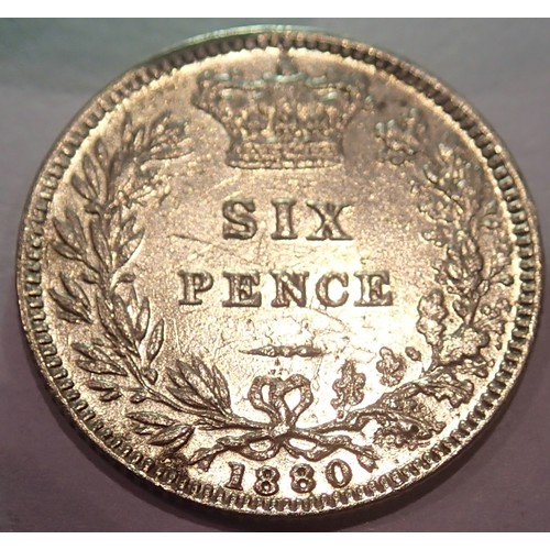 1254 - Silver Sixpence of Queen Victoria - 1880 - Young Head. P&P Group 1 (£14+VAT for the first lot and £1... 