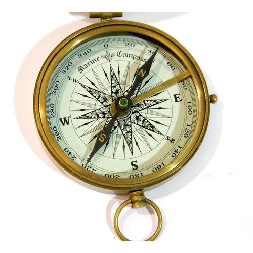 1314 - Boxed brass compass, D: 8 cm. P&P Group 1 (£14+VAT for the first lot and £1+VAT for subsequent lots)