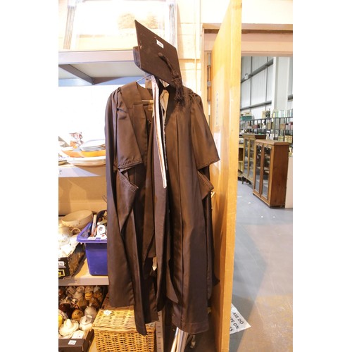 307 - Mortar board hat (graduation) and gown. Not available for in-house P&P.