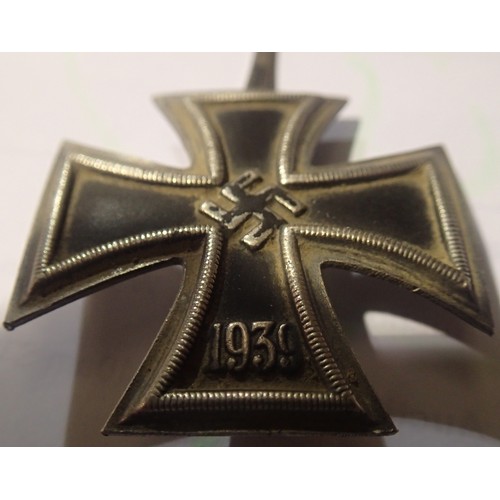 3445 - German WWII type pin back Iron Cross 1st Class. P&P Group 1 (£14+VAT for the first lot and £1+VAT fo... 