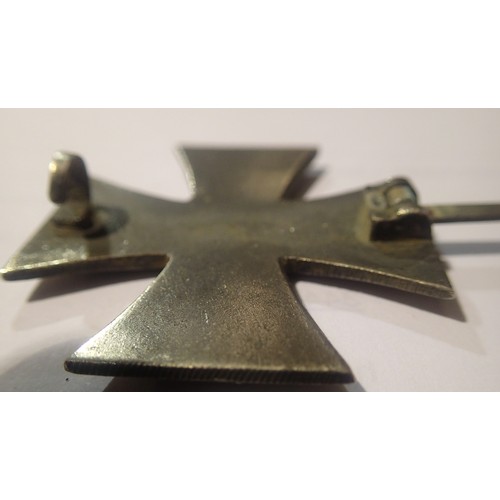 3468 - German Imperial WWI type Iron Cross 1st Class in fitted case. P&P Group 1 (£14+VAT for the first lot... 