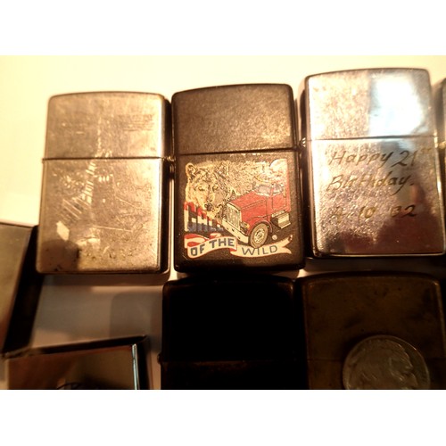 89 - Collection of Zippo and Zippo style lighters. P&P Group 2 (£18+VAT for the first lot and £3+VAT for ... 