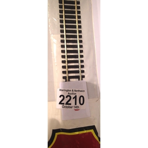 Lot 2210      