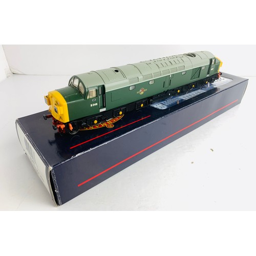 2070 - Bachmann OO Class 40 BR Green Loco - Boxed. P&P Group 1 (£14+VAT for the first lot and £1+VAT for su... 