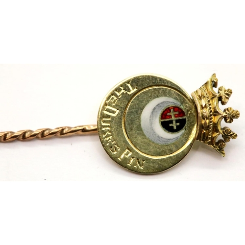 1066 - 14ct gold enamelled pin 'The Duke's Pin', boxed, 3.3g. P&P Group 1 (£14+VAT for the first lot and £1... 