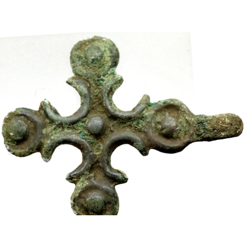 1143 - Templars / Pilgrims cross pendant - early Crusades issue. P&P Group 1 (£14+VAT for the first lot and... 