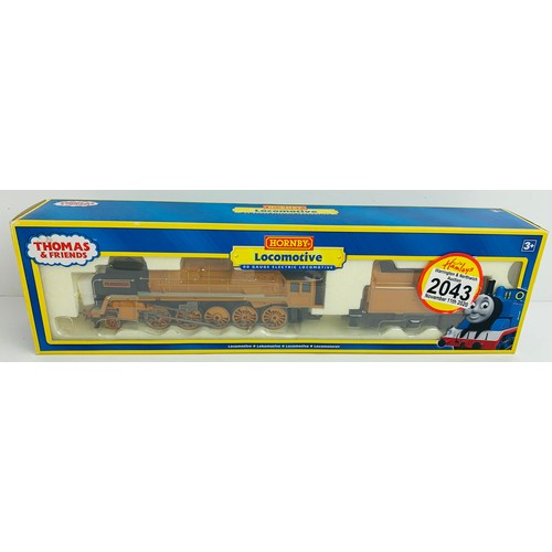 2043 - Hornby OO Thomas & Friends R9684 MURDOCH Loco - Boxed. P&P Group 1 (£14+VAT for the first lot and £1... 