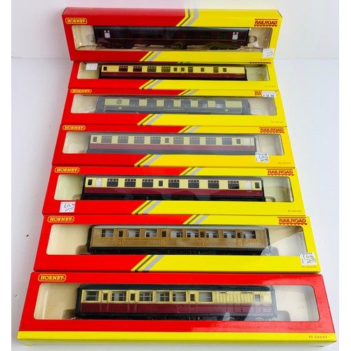2056 - 7x Hornby OO Railroad Passenger Coaches. P&P Group 3 (£25+VAT for the first lot and £5+VAT for subse... 