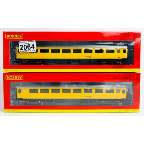 2064 - 2x Hornby OO R4946 Network Rail MK2F Coaches - New & Boxed. P&P Group 1 (£14+VAT for the first lot a... 