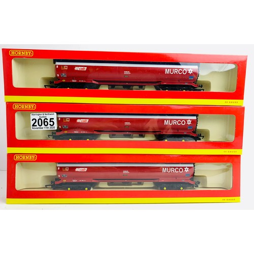 2065 - 3x Hornby OO R6543 Murco 100 Ton Tanker Wagons - Boxed. P&P Group 1 (£14+VAT for the first lot and £... 