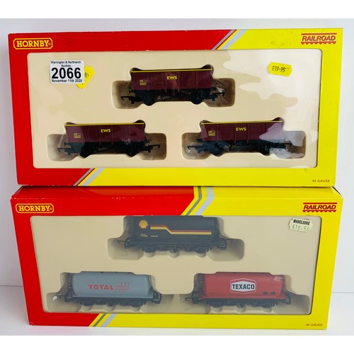 2066 - 2x Hornby Triple Wagon Packs - R6366 & R6367. P&P Group 1 (£14+VAT for the first lot and £1+VAT for ... 