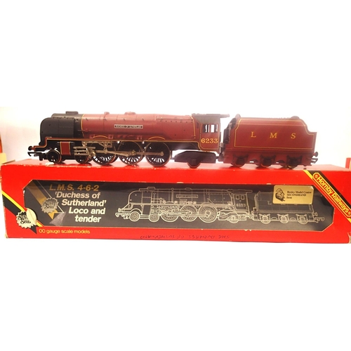 2227 - Hornby R066 Duchess Class, Duchess Of Sutherland, 6233 LMS Red. P&P Group 1 (£14+VAT for the first l... 