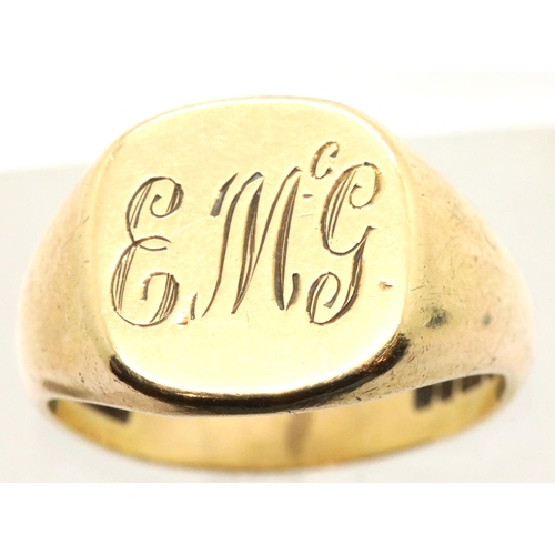 1046 - 9ct gold signet ring, initials E McG, size V, 8.8g. P&P Group 1 (£14+VAT for the first lot and £1+VA... 